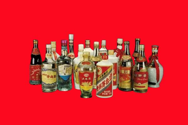天津和平区回收十八老酒.jpg